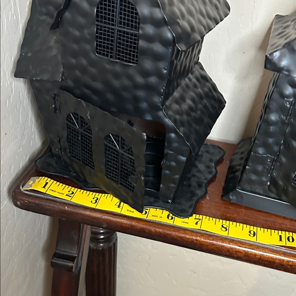 Black Metal Haunted House Decor - Picture 9 of 14